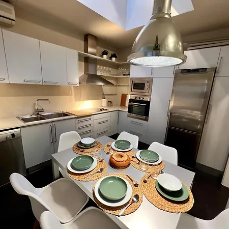 Luxury Modernist Penthouse Next Paseo De Gracia Daire *